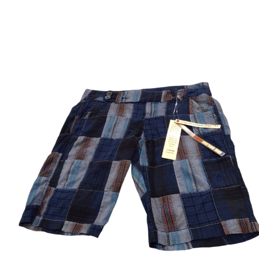 NWT BeBop Patchwork Bermuda Shorts in Size 11. Colors are Blue, Gray, Burgundy.